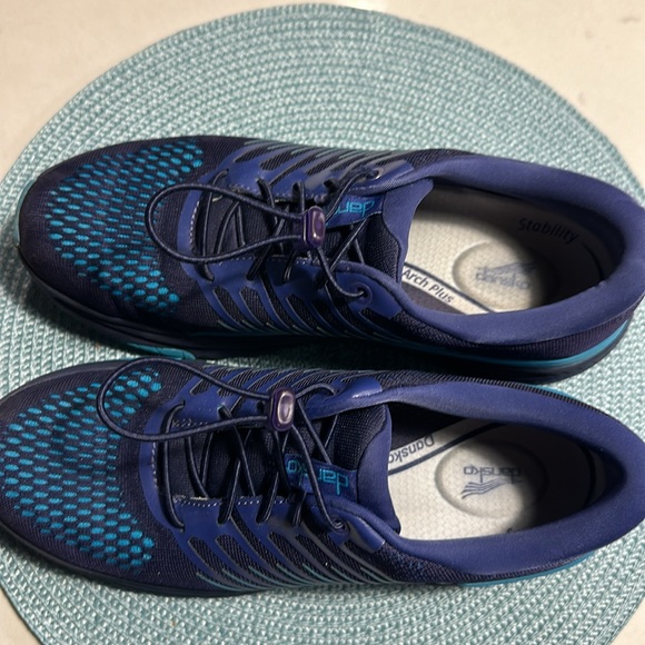 Dansko Penni - Indigo Mesh Sneaker - Size 40, EUC - Picture 5 of 16